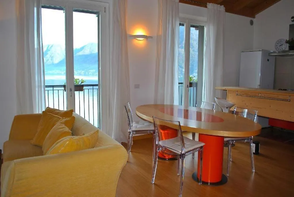 Apartamento Attico Con Grande Terrazza Vista Lago Argegno