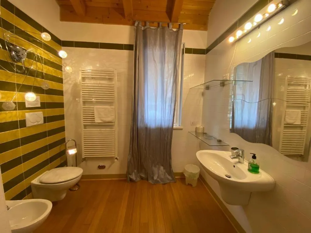 Apartamento Attico Con Grande Terrazza Vista Lago Argegno
